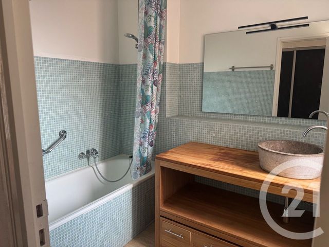 Appartement F5 &agrave; louer - 5 pi&egrave;ces - 122,91 m2 - Metz - 57 - LORRAINE