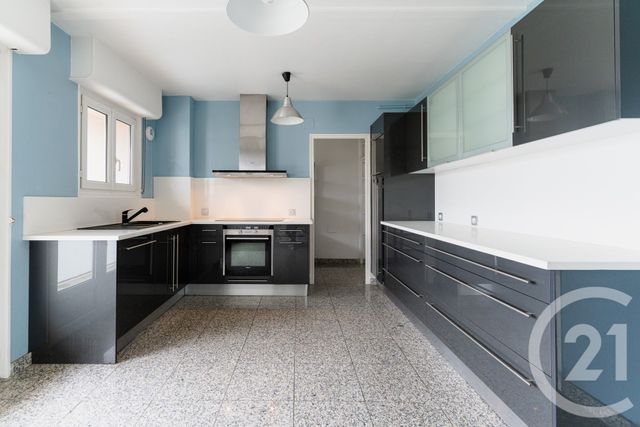 Appartement F5 &agrave; louer - 5 pi&egrave;ces - 122,91 m2 - Metz - 57 - LORRAINE