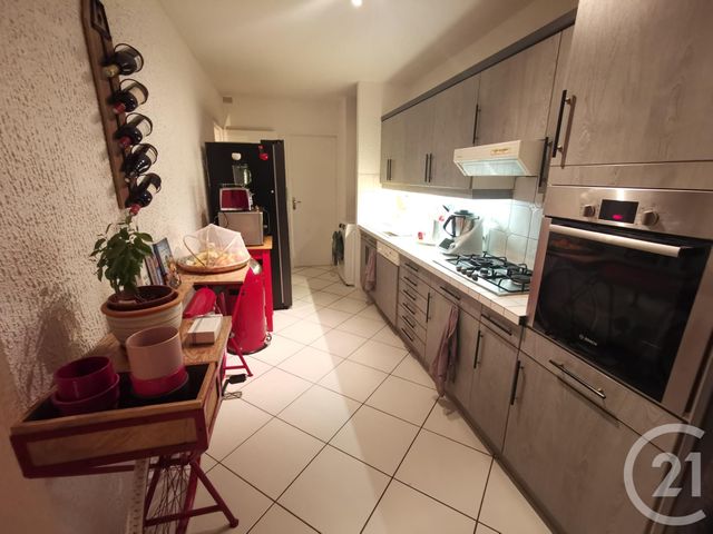 Appartement F4 &agrave; louer - 4 pi&egrave;ces - 100 m2 - Metz - 57 - LORRAINE