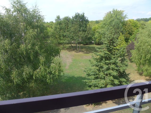 Appartement F4 &agrave; louer - 4 pi&egrave;ces - 100 m2 - Metz - 57 - LORRAINE