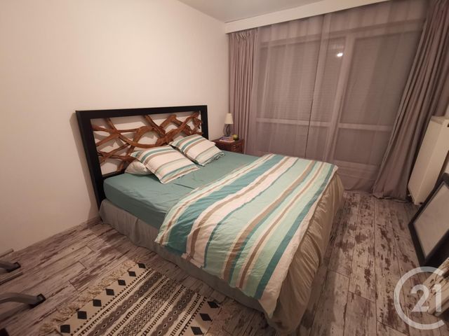 Appartement F4 &agrave; louer - 4 pi&egrave;ces - 100 m2 - Metz - 57 - LORRAINE