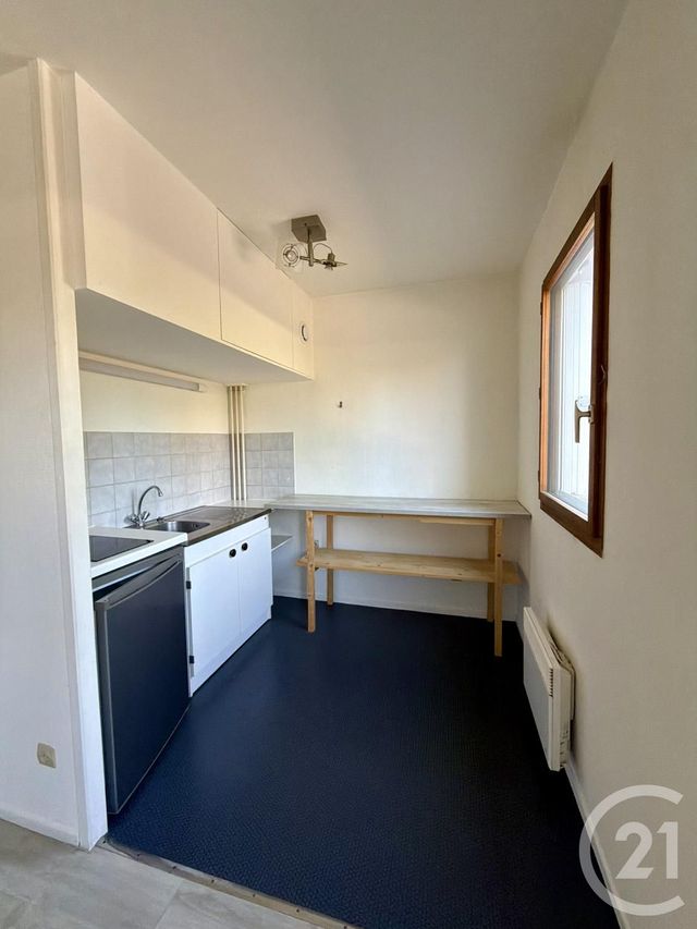Appartement Studio &agrave; louer - 1 pi&egrave;ce - 37,05 m2 - Metz - 57 - LORRAINE
