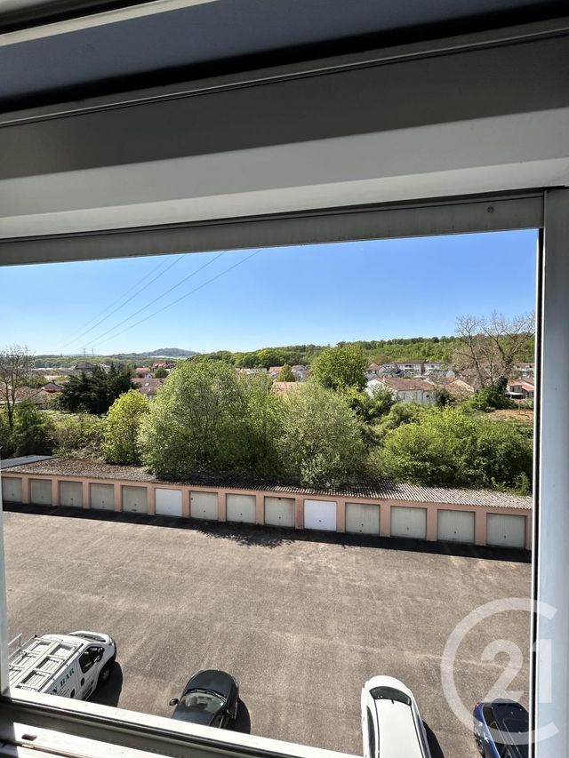Appartement &agrave; louer - 2 pi&egrave;ces - 48,80 m2 - Maizieres Les Metz - 57 - LORRAINE