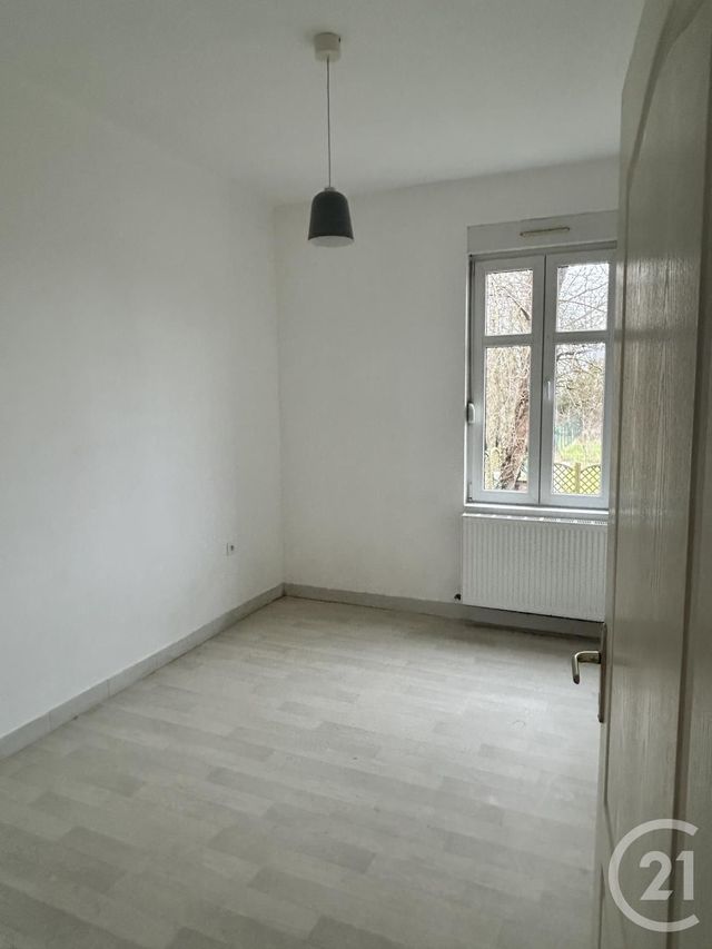 Appartement &agrave; louer - 2 pi&egrave;ces - 49,51 m2 - Montigny Les Metz - 57 - LORRAINE