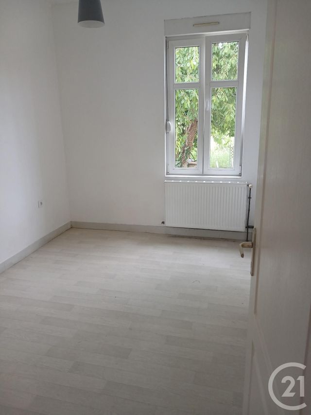 Appartement &agrave; louer - 2 pi&egrave;ces - 49,51 m2 - Montigny Les Metz - 57 - LORRAINE