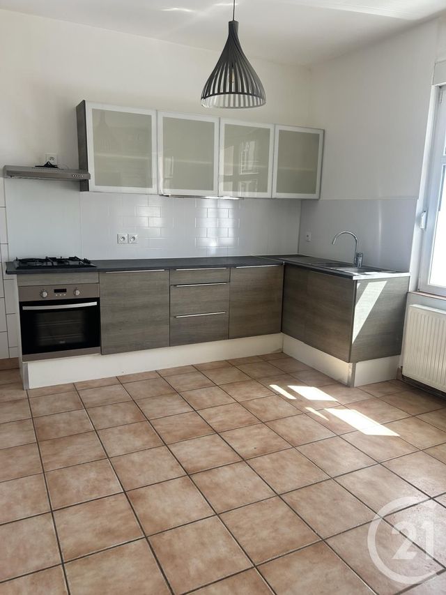 Appartement &agrave; louer - 2 pi&egrave;ces - 49,51 m2 - Montigny Les Metz - 57 - LORRAINE
