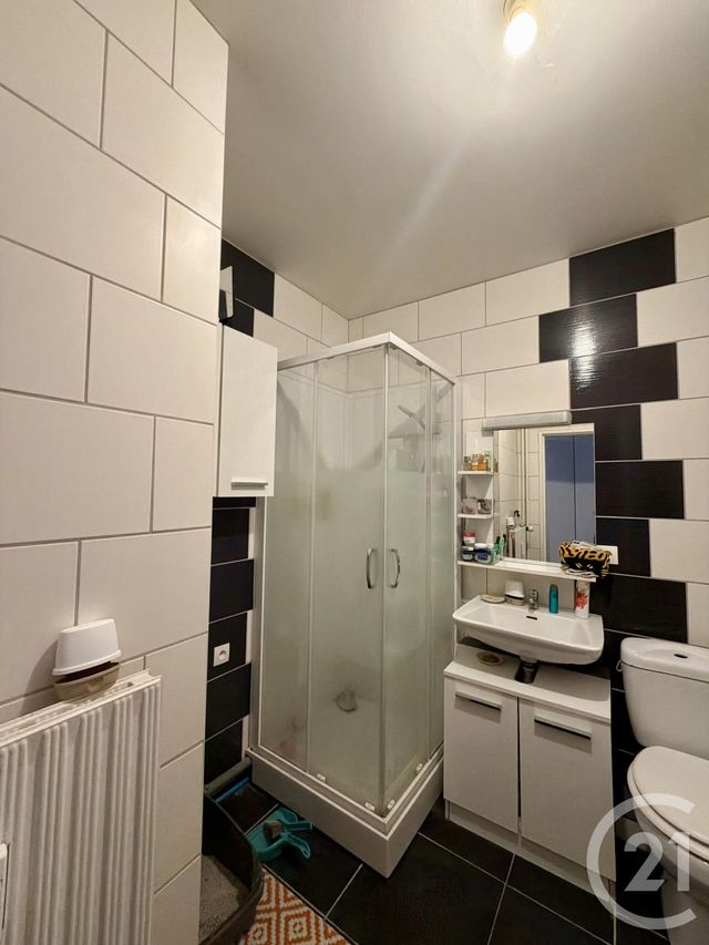 Appartement F1 &agrave; louer - 1 pi&egrave;ce - 30,22 m2 - Metz - 57 - LORRAINE