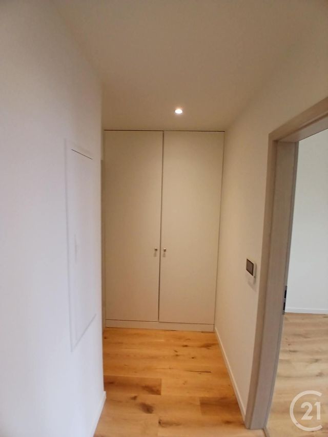 Appartement Studio &agrave; louer - 1 pi&egrave;ce - 24,78 m2 - Metz - 57 - LORRAINE