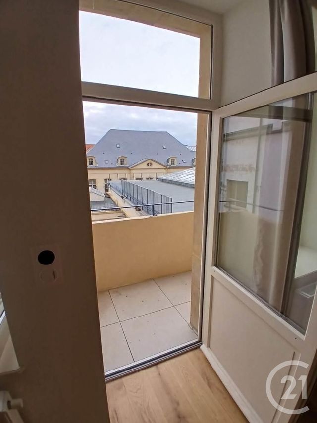 Appartement Studio &agrave; louer - 1 pi&egrave;ce - 24,78 m2 - Metz - 57 - LORRAINE