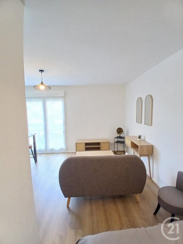 Appartement F1 &agrave; louer - 1 pi&egrave;ce - 26,56 m2 - Metz - 57 - LORRAINE
