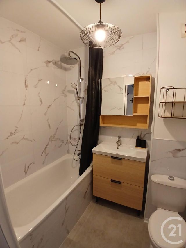 Appartement F1 &agrave; louer - 1 pi&egrave;ce - 26,56 m2 - Metz - 57 - LORRAINE