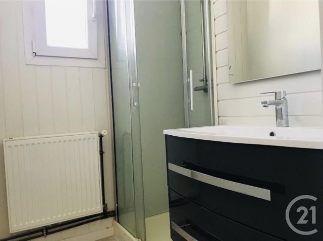 Appartement &agrave; louer - 3 pi&egrave;ces - 61,19 m2 - Metz - 57 - LORRAINE