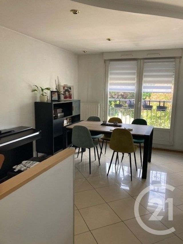 Appartement &agrave; vendre - 3 pi&egrave;ces - 66 m2 - Montigny Les Metz - 57 - LORRAINE
