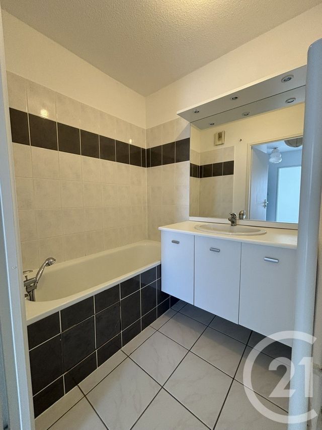 Appartement F2 &agrave; louer - 2 pi&egrave;ces - 42,96 m2 - Metz - 57 - LORRAINE