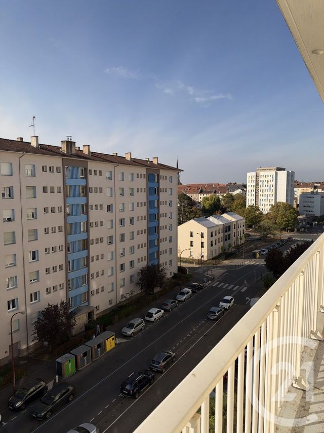 Appartement F5 &agrave; louer - 5 pi&egrave;ces - 76,26 m2 - Metz - 57 - LORRAINE