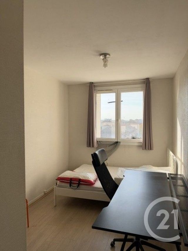 Appartement F5 &agrave; louer - 5 pi&egrave;ces - 76,26 m2 - Metz - 57 - LORRAINE