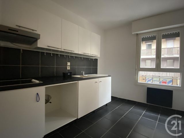 Appartement F4 &agrave; louer - 4 pi&egrave;ces - 85,04 m2 - Metz - 57 - LORRAINE