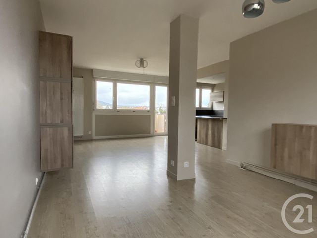 Appartement F4 &agrave; louer - 4 pi&egrave;ces - 73,88 m2 - Longeville Les Metz - 57 - LORRAINE