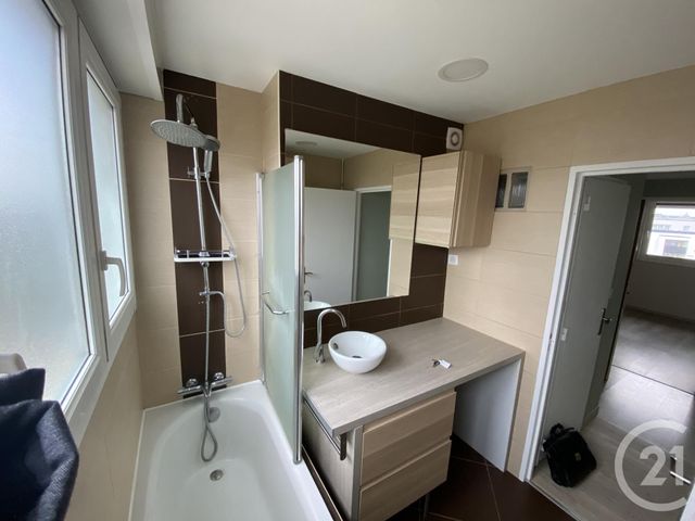 Appartement F4 &agrave; louer - 4 pi&egrave;ces - 73,88 m2 - Longeville Les Metz - 57 - LORRAINE
