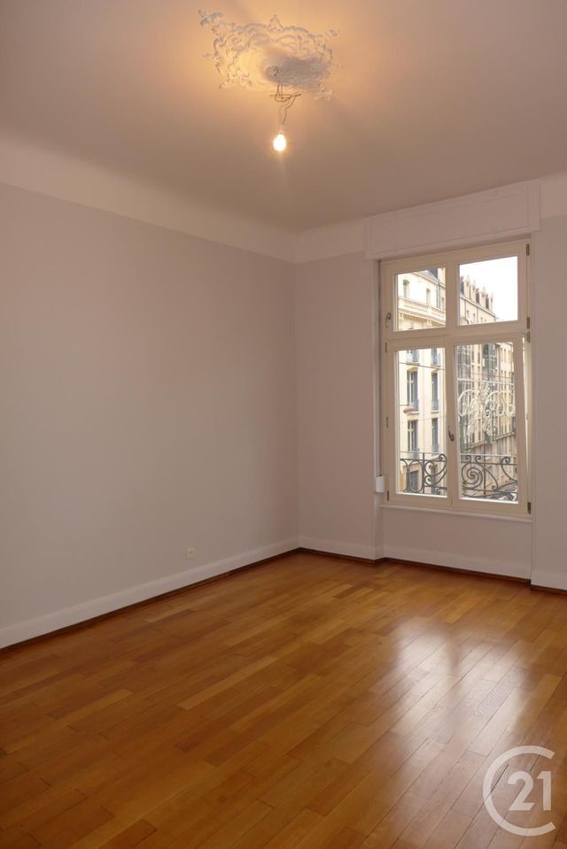 Appartement F4 &agrave; louer - 4 pi&egrave;ces - 108,54 m2 - Metz - 57 - LORRAINE