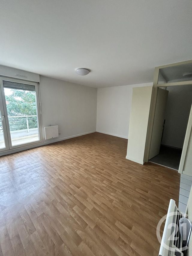 Appartement F1 &agrave; louer - 1 pi&egrave;ce - 27,20 m2 - Metz - 57 - LORRAINE