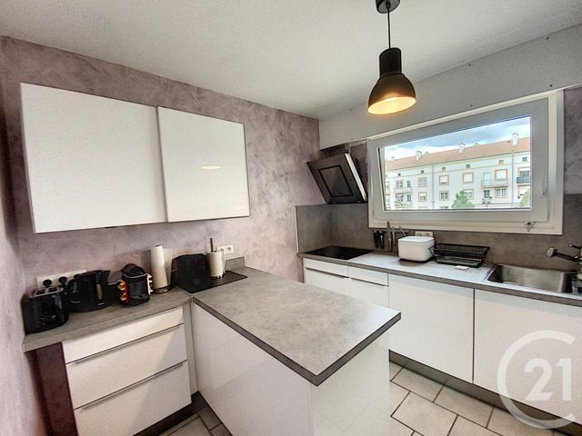 Appartement F4 &agrave; louer - 4 pi&egrave;ces - 84,85 m2 - Metz - 57 - LORRAINE