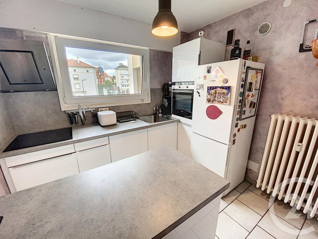 Appartement F4 &agrave; louer - 4 pi&egrave;ces - 84,85 m2 - Metz - 57 - LORRAINE