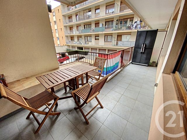 Appartement F4 &agrave; louer - 4 pi&egrave;ces - 84,85 m2 - Metz - 57 - LORRAINE