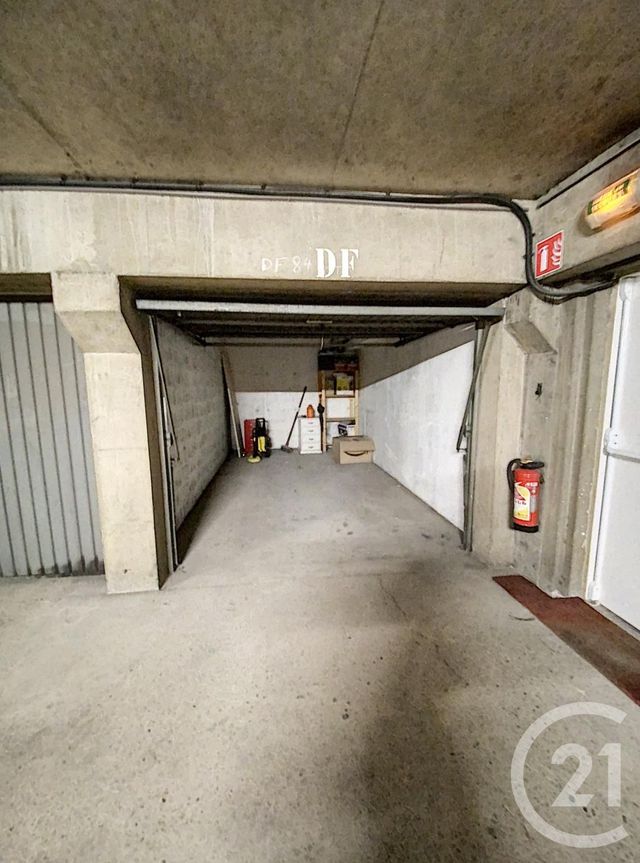 Appartement F4 &agrave; louer - 4 pi&egrave;ces - 84,85 m2 - Metz - 57 - LORRAINE