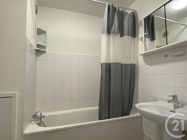 Appartement Studio &agrave; louer - 1 pi&egrave;ce - 17,59 m2 - Metz - 57 - LORRAINE