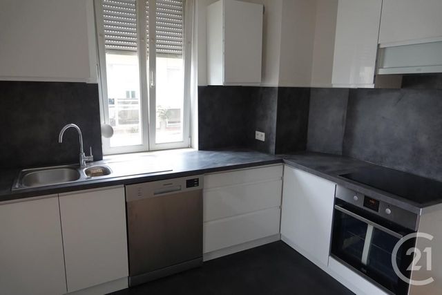 Appartement F4 &agrave; louer - 4 pi&egrave;ces - 88,04 m2 - Montigny Les Metz - 57 - LORRAINE