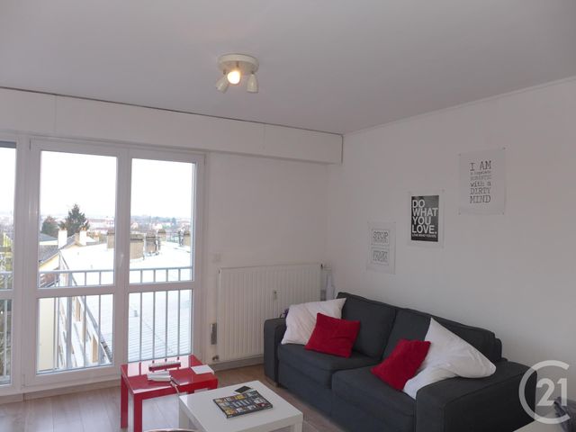Appartement Studio &agrave; louer - 1 pi&egrave;ce - 25,33 m2 - Metz - 57 - LORRAINE