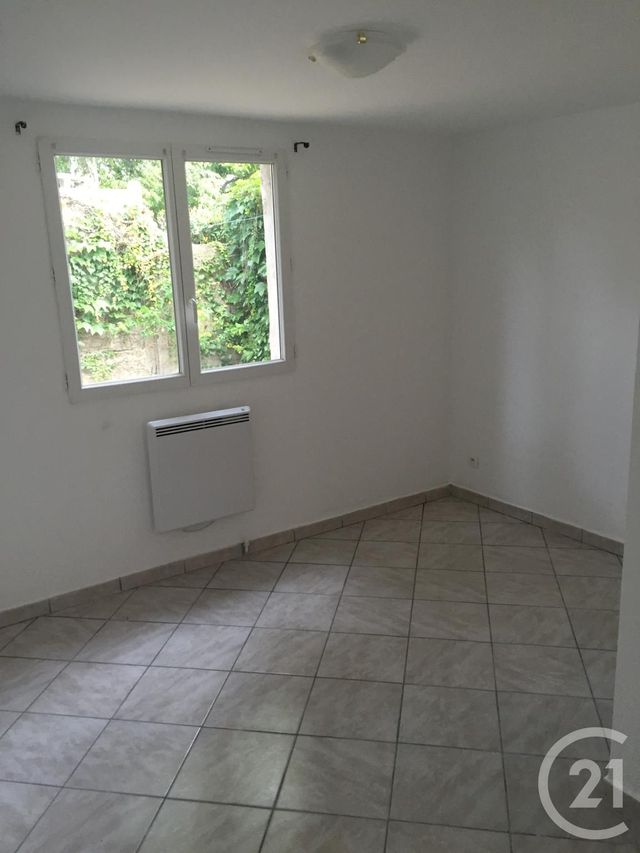 Appartement à vendre - 2 pièces - 28 m2 - Goussainville - 95 - ILE-DE-FRANCE