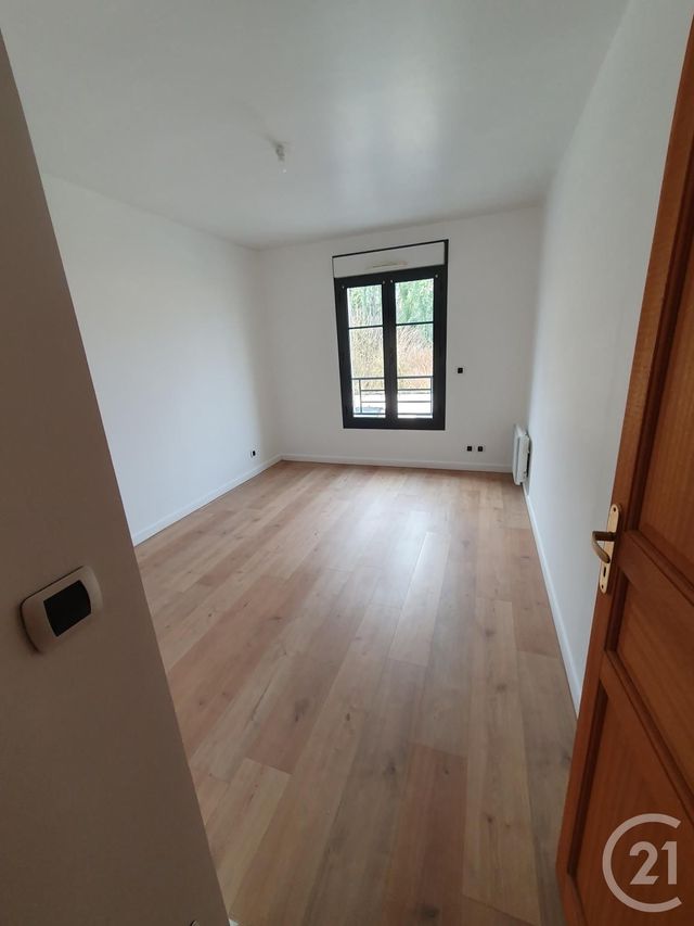 Appartement F2 à vendre - 2 pièces - 50 m2 - Louvres - 95 - ILE-DE-FRANCE