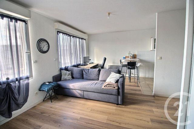 Appartement F2 à vendre - 2 pièces - 45 m2 - Bordeaux - 33 - AQUITAINE