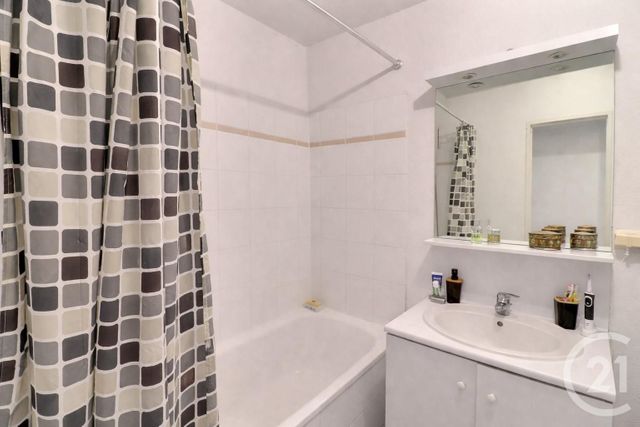 Appartement T2 &agrave; vendre - 2 pi&egrave;ces - 49,42 m2 - Bordeaux - 33 - AQUITAINE