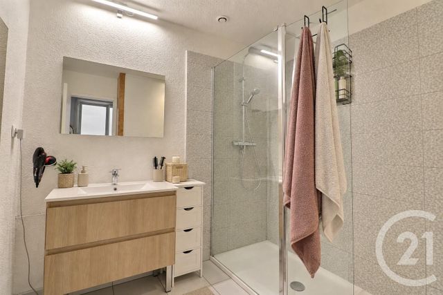 Appartement T2 &agrave; vendre - 2 pi&egrave;ces - 40,91 m2 - Bordeaux - 33 - AQUITAINE