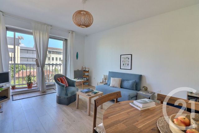 Appartement T1 &agrave; vendre - 1 pi&egrave;ce - 27,94 m2 - Bordeaux - 33 - AQUITAINE