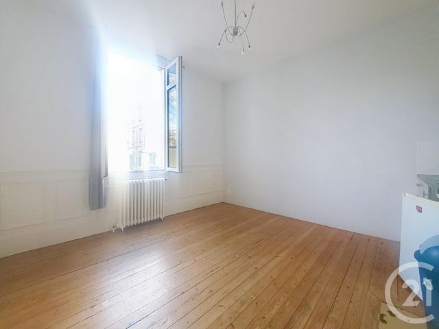 Appartement &agrave; louer - 2 pi&egrave;ces - 31,95 m2 - Rouen - 76 - HAUTE-NORMANDIE