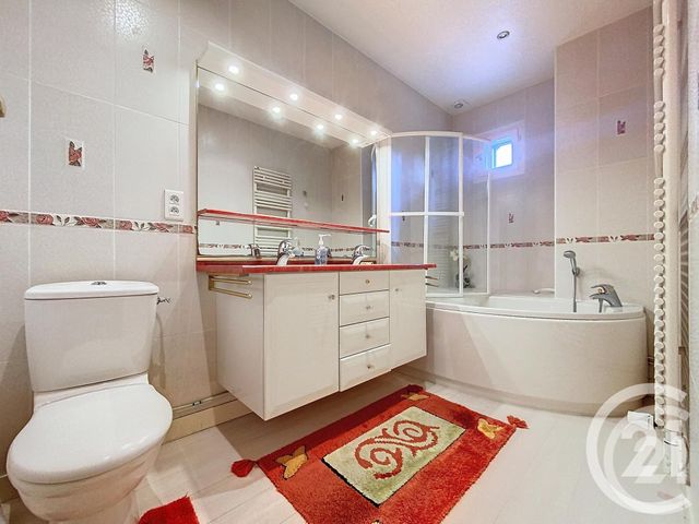 Maison à vendre - 7 pièces - 145 m2 - Bihorel - 76 - HAUTE-NORMANDIE