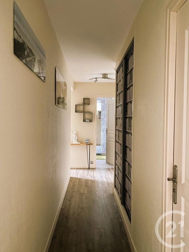 Appartement F4 &agrave; vendre - 4 pi&egrave;ces - 84,96 m2 - Le Mesnil Esnard - 76 - HAUTE-NORMANDIE