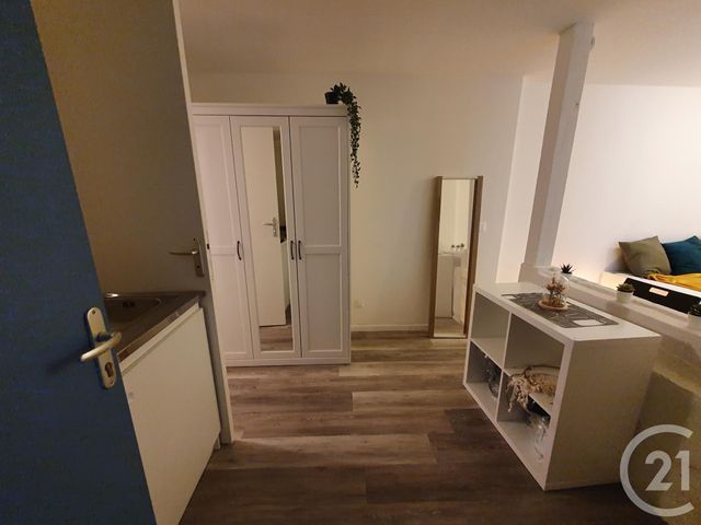 Appartement Studio &agrave; louer - 1 pi&egrave;ce - 18 m2 - Rouen - 76 - HAUTE-NORMANDIE