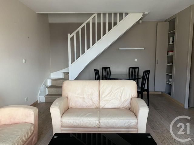 Appartement T3 &agrave; louer - 3 pi&egrave;ces - 66,43 m2 - Rouen - 76 - HAUTE-NORMANDIE