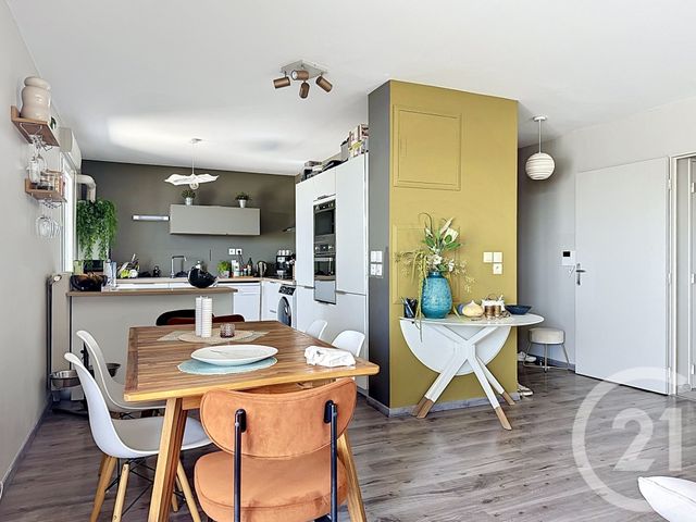 Appartement F4 &agrave; vendre - 4 pi&egrave;ces - 91 m2 - Deville Les Rouen - 76 - HAUTE-NORMANDIE