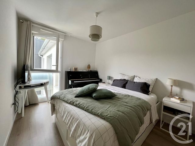 Appartement F3 &agrave; louer - 3 pi&egrave;ces - 61 m2 - Le Houlme - 76 - HAUTE-NORMANDIE