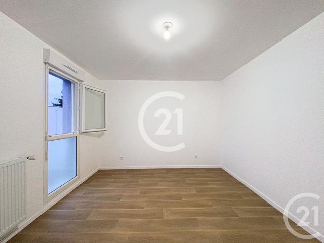 Maison &agrave; louer - 4 pi&egrave;ces - 88,18 m2 - Grand Couronne - 76 - HAUTE-NORMANDIE