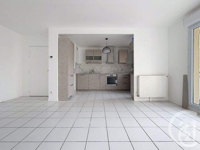 Appartement F4 &agrave; louer - 4 pi&egrave;ces - 76,10 m2 - Rouen - 76 - HAUTE-NORMANDIE
