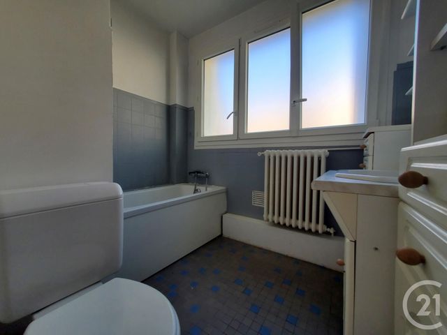 Appartement F3 &agrave; louer - 3 pi&egrave;ces - 62 m2 - Rouen - 76 - HAUTE-NORMANDIE
