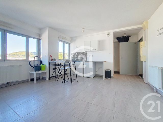 Appartement Studio &agrave; louer - 1 pi&egrave;ce - 25,72 m2 - Rouen - 76 - HAUTE-NORMANDIE