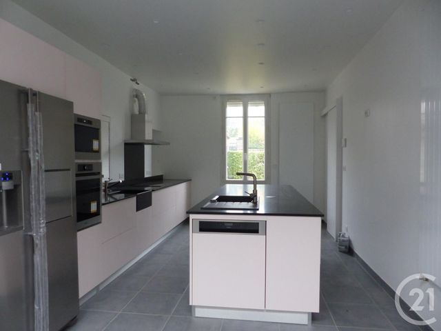 Maison &agrave; louer - 8 pi&egrave;ces - 197,80 m2 - Rouen - 76 - HAUTE-NORMANDIE
